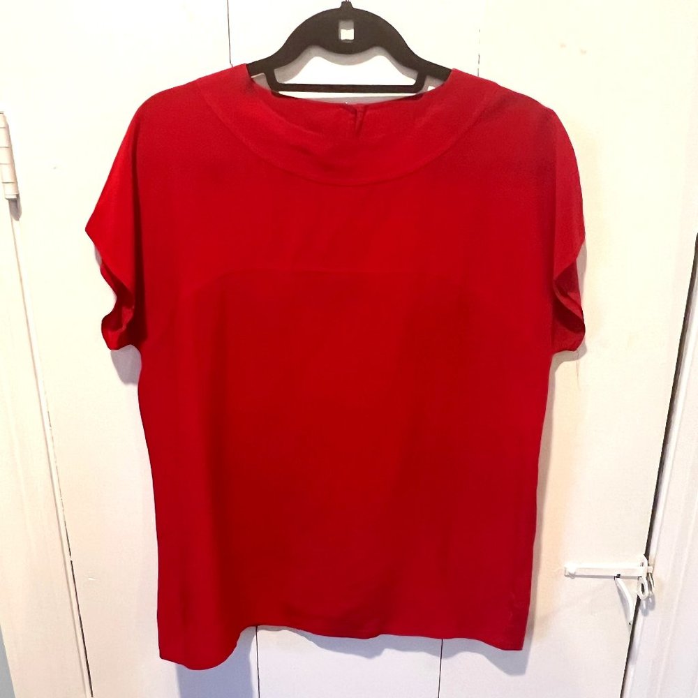 Angela Tong Women's Silk Top, size 13/14